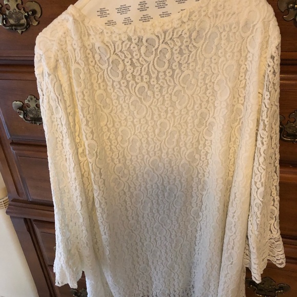 Lace extra long tunic. In time for holiday casual party look. - Picture 3 of 6